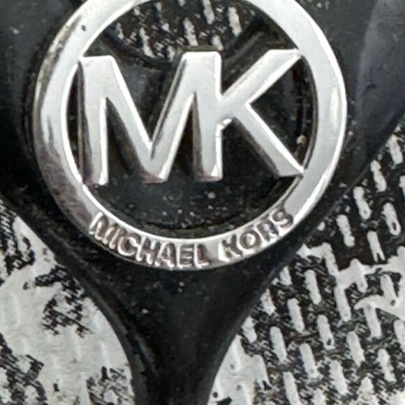 Michael Kors Black and White Women's “Jet Set” Flip Flops Stars sz 10 - Picture 3 of 3